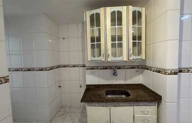 Imagem 12: Apartamento para Venda em Petrópolis, Centro, 2 dormitórios, 2 banheiros, 1 vaga