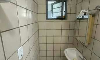 Imagem 7: Casa para Aluguel no Bairro Jóquei, Teresina - 6 Quartos, 3 Suítes, Mobiliada