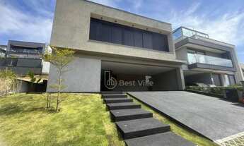 Imagem 2: Casa à venda com 4 quartos sendo 4 suítes, 320 m² - Residencial Itahyê - Alphaville - Sant