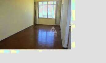 Imagem 6: 4 Quartos com Vaga, frontal mar no posto 4 da Av Atlântica