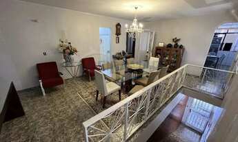 Imagem 4: Aluga-se PARTE SUPERIOR de terraço com 4 Quartos (1 Suíte), Semi-Mobiliada e 2 Cozinhas