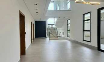 Imagem 4: Casa em Condomínio - Urbanova - Residencial Altos da Serra V - 4 Dormitórios - 367m²