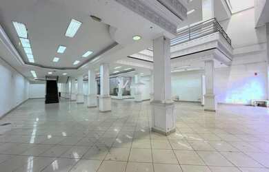 Imagem 3: EXCELENTE SALÃO COMERCIAL DISPONÍVEL PARA LOCAÇÃO NA VILA SABRINA, COM 1950M²