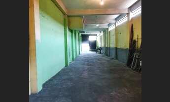 Imagem 5: Galpão na Bola da Suframa. Av. Silves, Bairro Crespo