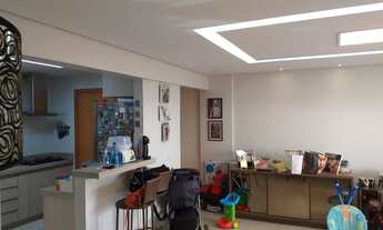Imagem 2: Apartamento reformado com 108 m2!