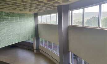 Imagem: Centro comercial para aluguel com 100 metros