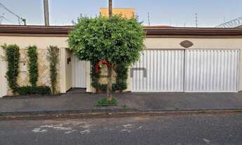 Imagem: Casa para venda com 3 quartos em Santa Mônica