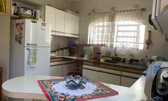 Imagem 4: Sobrado com duas suítes ao lado do Shopping