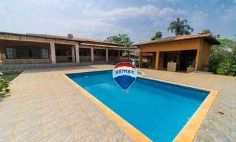 Imagem: Casa SMPW 27 beira da pista