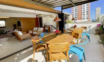 Imagem 2: Linda cobertura totalmente reformada com vista panorâmica para o Dois Irmãos