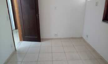 Imagem 6: Casa frente de rua - 2 vagas de garagem - Maria da Graça