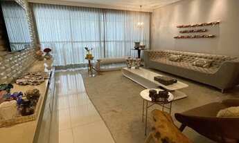 Imagem 3: Apartamento para venda possui 218 metros quadrados com 4 quartos em Ponta Verde