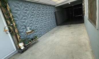 Imagem 3: Sobrado com 3 quartos 1 suíte e porão. Vaga para 6 carros