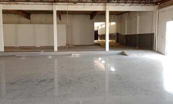 Imagem: Barracão na Avenida da Feb