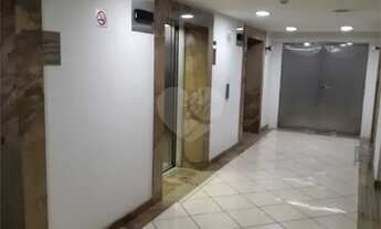 Imagem 2: CONJUNTO DE ESCRITÓRIOS NA AVENIDA PAULISTA, VIZINHO À FIESP