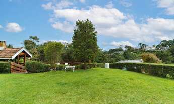 Imagem 7: Casa Mobiliada com 4 quartos para venda na Vila Inglesa em Campos do Jordão
