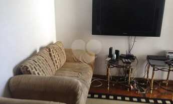 Imagem 7: Apto Reformado - 227m2 - 4 Quartos/2 Suítes/3 Vagas de garagem