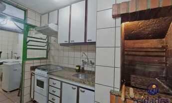 Imagem 5: Aluguel de apartamento mobiliado em Canasvieiras 2 dormitórios com garagem