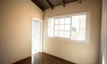 Imagem 7: Casa de 3 dormitórios no bairro Ipanema em Porto Alegre