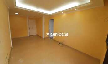 Imagem 2: Apartamento com 2 dormitórios para alugar, 65 m² por R$ 3.808/mês - Barra da Tijuca - Rio