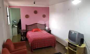 Imagem 5: Sobrado P.Ingles do lado do Metr}ô