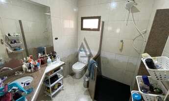 Imagem 2: ED- Casa 4 Quartos com 3 Suíte Sendo uma com Closet e Hidromassagem em Laranjeiras