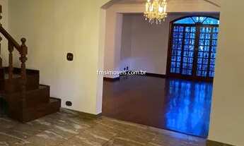 Imagem 7: -Casa com 3 Quartos e 5 banheiros à Venda, 240 m² por R$ 10.000/ Por Mês