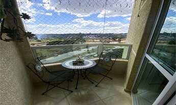 Imagem: Apartamento em andar alto com 3 dormitórios