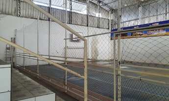 Imagem 2: Predio em casa caiada com 2090m2 com 17 salas ao lado do hosp esperança