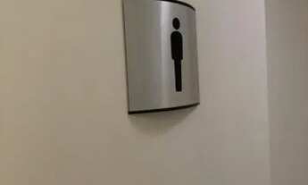 Imagem 6: Excelente sala com 70m2, nascente, 02 garagens, ar condicionado, piso porcelanato na Paral