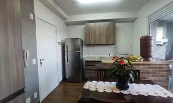 Imagem: Belo apê com varanda estendida de 54m ao