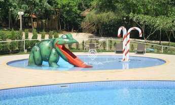 Imagem: Casa a venda 5 suítes, 4 vagas e piscina