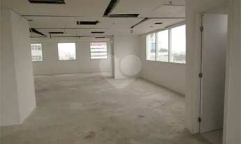 Imagem 7: Andar alto, compostos por 8 conjuntos cada andar, totalizando 324m² e 11 vagas de garagem