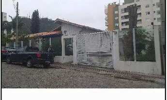 Imagem: FLORIANOPOLIS - Casa Padrão - TRINDADE