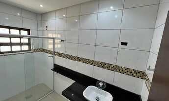 Imagem 2: Casa para venda tem 133 metros quadrados com 3 quartos em Tupi - Praia Grande - SP