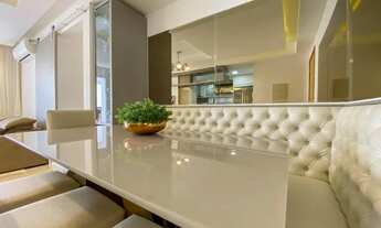 Imagem 6: Apartamento para venda possui 83 metros quadrados com 2 quartos em Abraão - Florianópolis