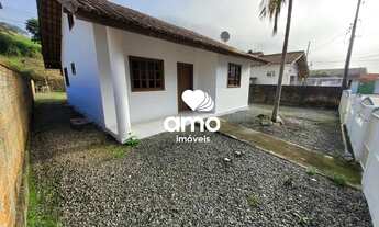 Imagem 2: Casa sozinha no terreno para alugar no bairro Limeira em Brusque