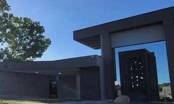 Imagem: Casa térrea em condomínio fechado para