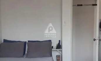 Imagem 6: Apartamento de 1 quarto à venda em Copacabana. Andar Alto, Frente, Reformado, Vista Livre