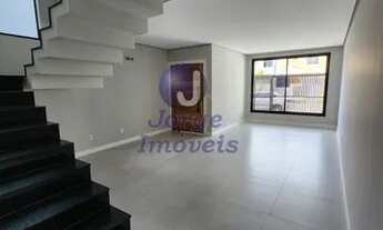 Imagem 3: Sobrado para venda possui 250 metros quadrados com 4 quartos em Piratininga - Niterói - RJ