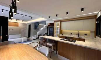 Imagem 2: LINDA CASA EM CONDOMÍNIO EM SANTA FELICIDADE À VENDA OU LOCAÇÃO COM 3 DORMITORIOS