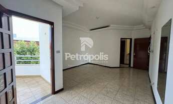 Imagem 7: Sobrado na 204 Sul com 6 quartos sendo 3 suítes e ponto comercial para Avenida com 419,12