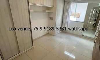 Imagem: Leo vende, perto da Ayrton Sena, 3 4 sendo