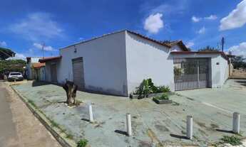 Imagem: Casa de esquina residencial e comercial