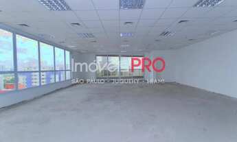 Imagem 4: Sala comercial de 335m², localizada em Moema, com 6 vagas