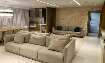 Imagem 6: Apartamento à venda em Barueri, Alphaville, com 4 suítes, com 228 m²