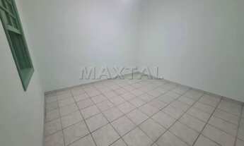 Imagem 7: Casa térrea em Vila em Santana, com 2 dormitórios, sala, cozinha e quintal com churrasquei