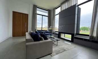 Imagem: Casa em Condomínio, 4 dormitórios em Condominio