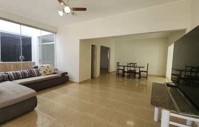 Imagem 7: EXCELENTE CASA COM PISCINA AQUECIDA, CHURRASQUEIRA E AMPLO JARDIM