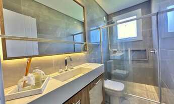 Imagem 6: Belíssima casa com 5 suítes - Esquina beira lago no Condomínio Sense em Xangrilá REF: CA04